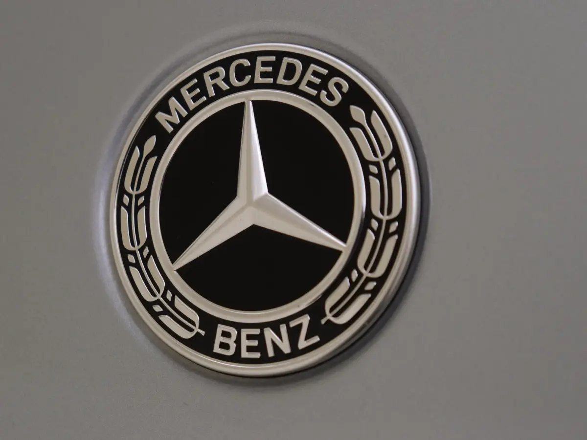 250 e Star Edition Luxury Line / Panoramadak/ Rijassistentiepakket/ Night/ El. Trekhaak