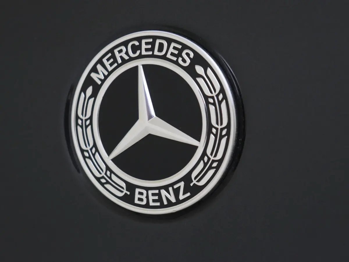 300 Business Solution AMG 90 kWh Luchtvering - Achterasbesturing - Burmester - Thermotronic - 21 Inch