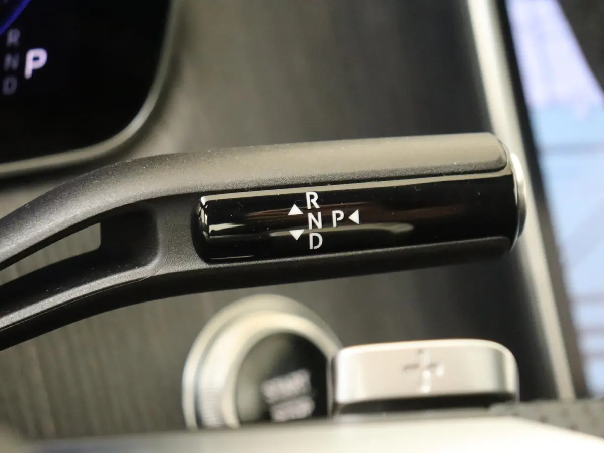 300 Business Solution AMG 90 kWh Luchtvering - Achterasbesturing - Burmester - Thermotronic - 21 Inch