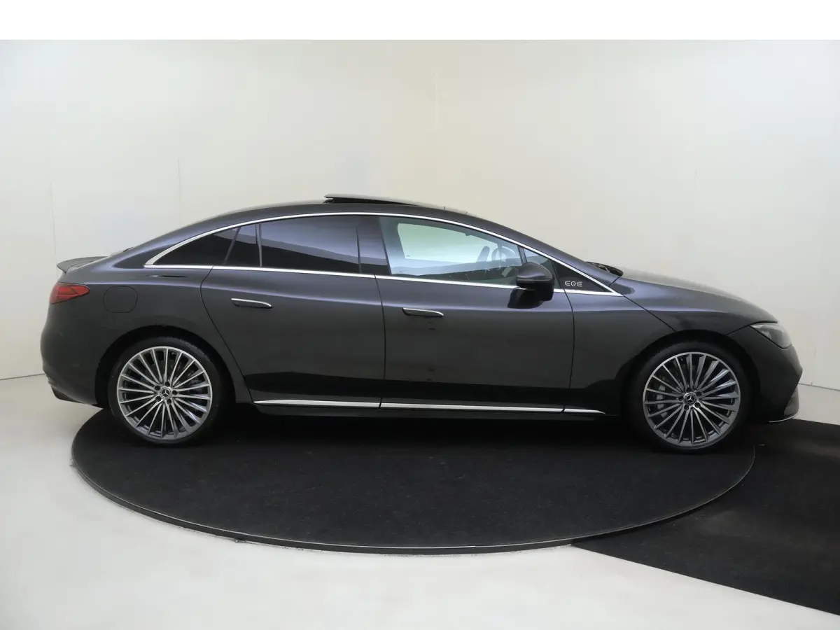 300 Business Solution AMG 90 kWh Luchtvering - Achterasbesturing - Burmester - Thermotronic - 21 Inch