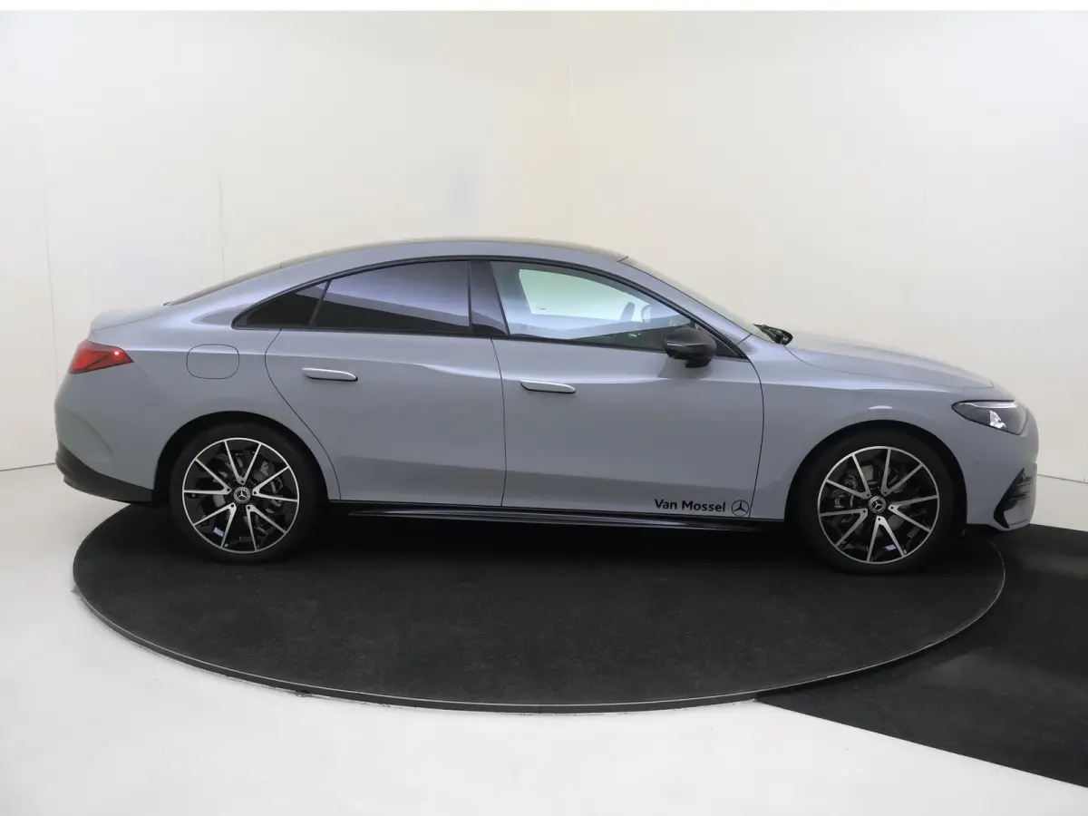 250+ Business Solution AMG 85.5 kWh / Night/ 19 inch