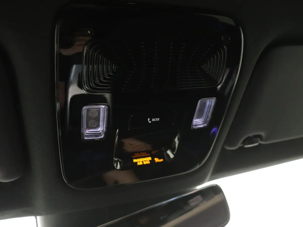 250+ Business Solution AMG 85.5 kWh / Night/ 19 inch