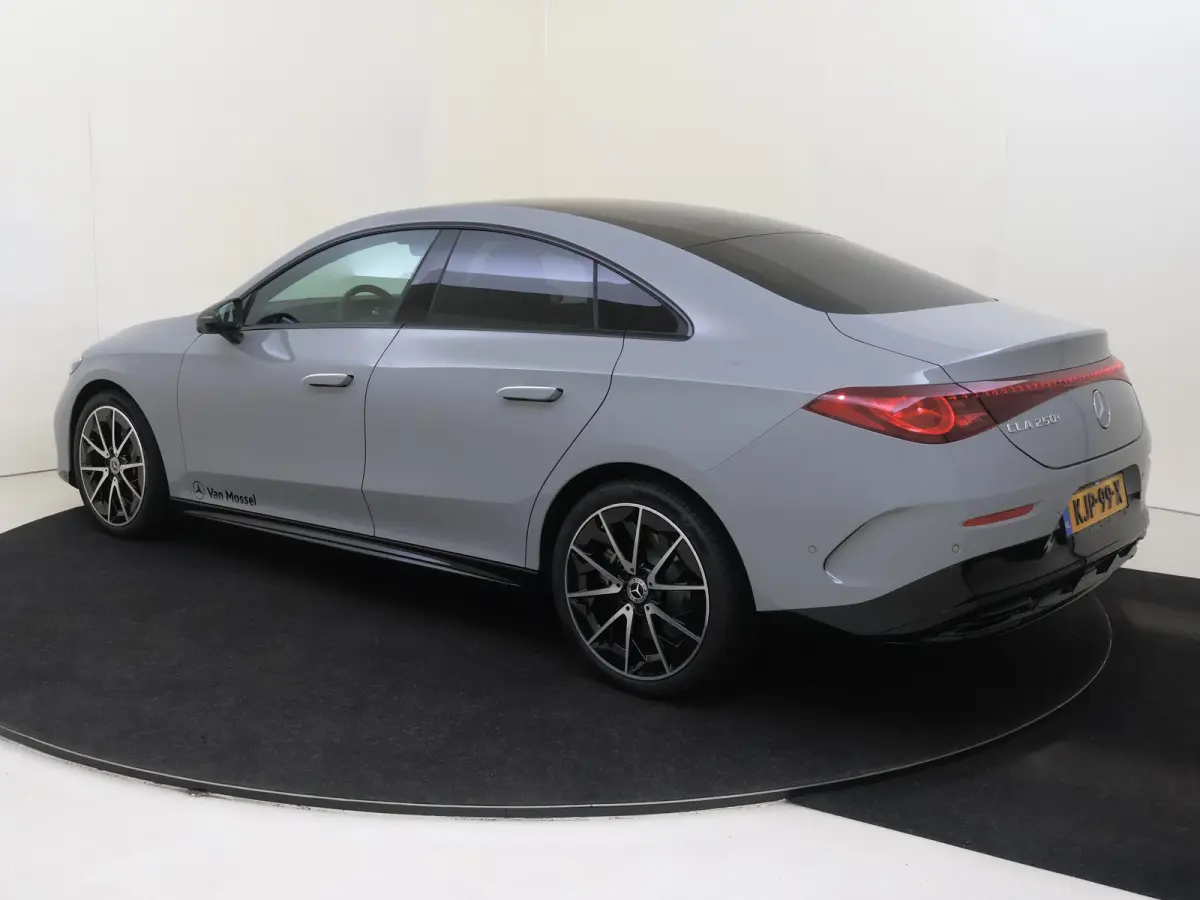 250+ Business Solution AMG 85.5 kWh / Night/ 19 inch