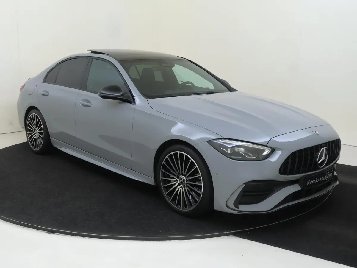 180 Star Edition / Panoramadak/ C43 AMG Look/ Night/ 19 inch/ Memory