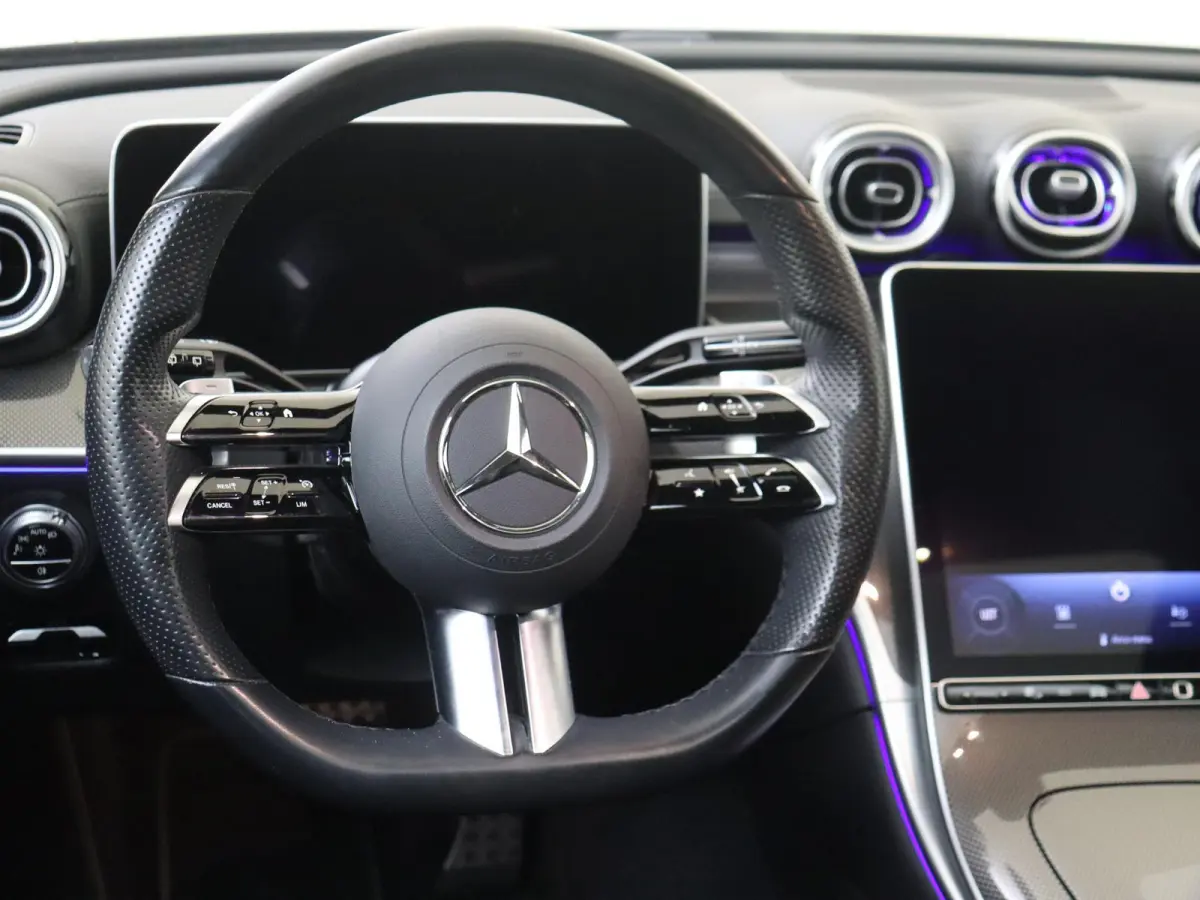 300 e AMG Line / Panoramadak/ Night/ Memory/ Digital Light