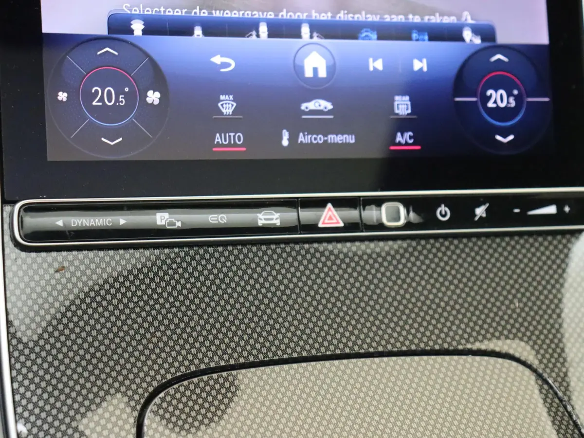 300 e AMG Line / Panoramadak/ Night/ Memory/ Digital Light