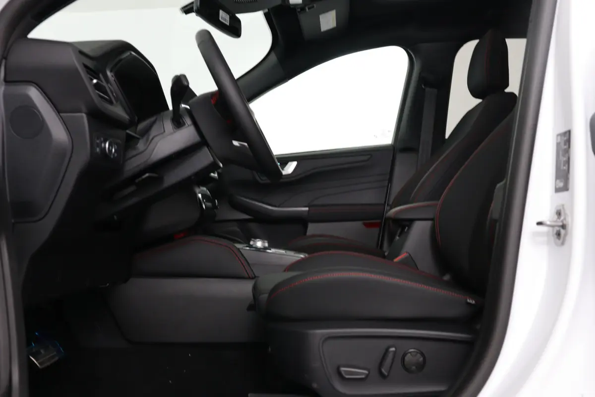 2.5 PHEV ST-Line X | Black Pack | Trekhaak | Elektrisch Panoramadak | Matrix LED | Winter Pack | Adaptieve Cruise Control |