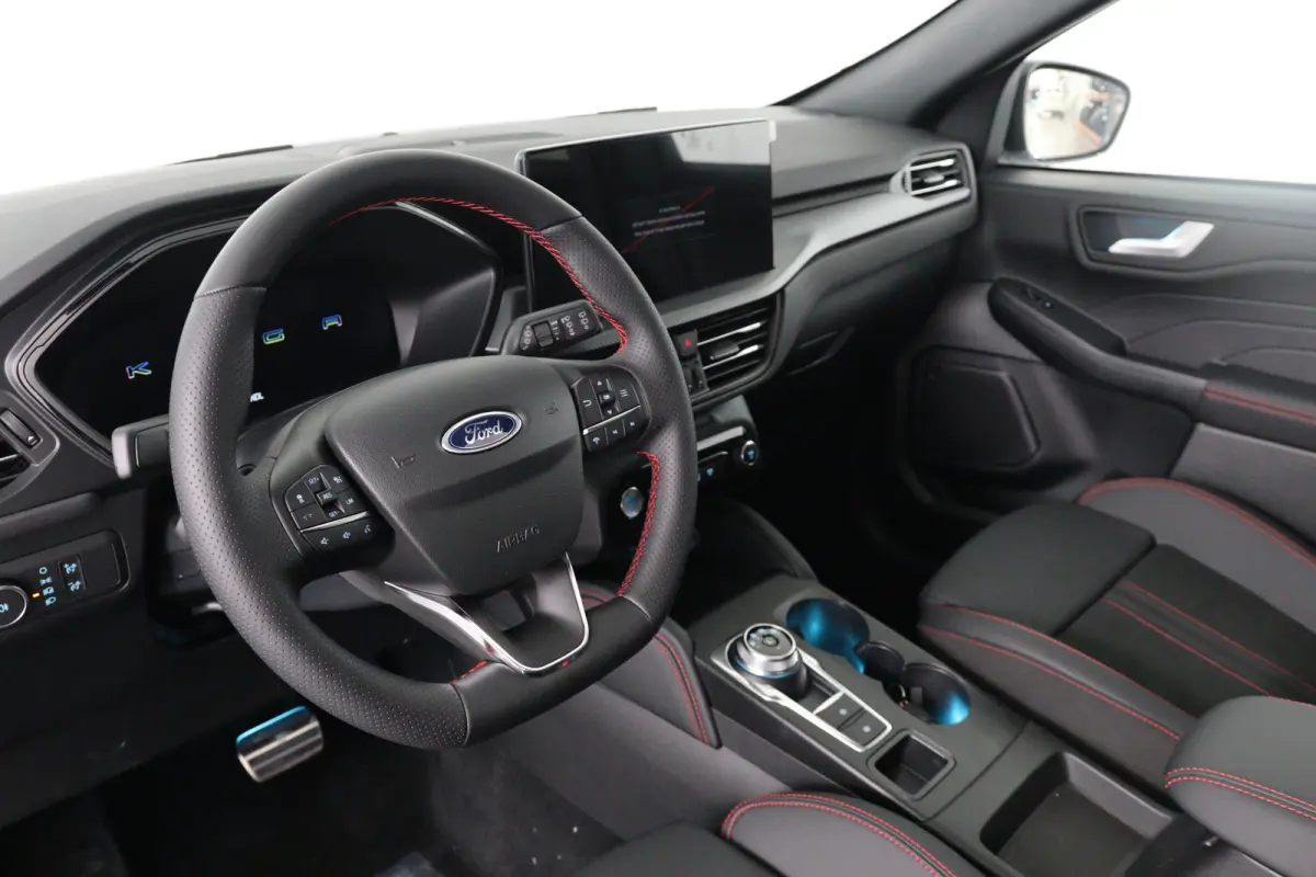 2.5 PHEV ST-Line X | Black Pack | Trekhaak | Elektrisch Panoramadak | Matrix LED | Winter Pack | Adaptieve Cruise Control |