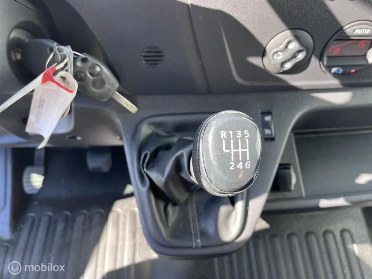 2.3 Turbo Lengte 3 Imperiaal Trekhaak 3 zitplaatsen