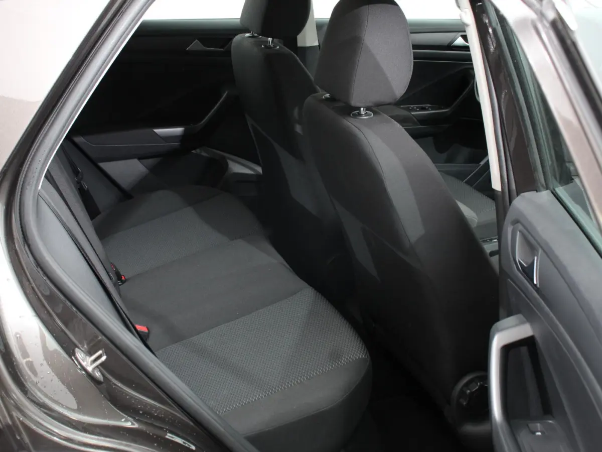 1.5 TSI Style Climate control cruise control Navigatie Parkeersensoren Lichtmetalen velgen