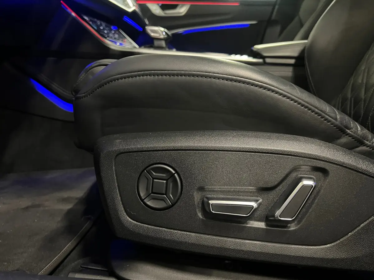 55 TFSI e quattro S line Competition ACC Pano RS Seats 360 Sfeer Trekhaak