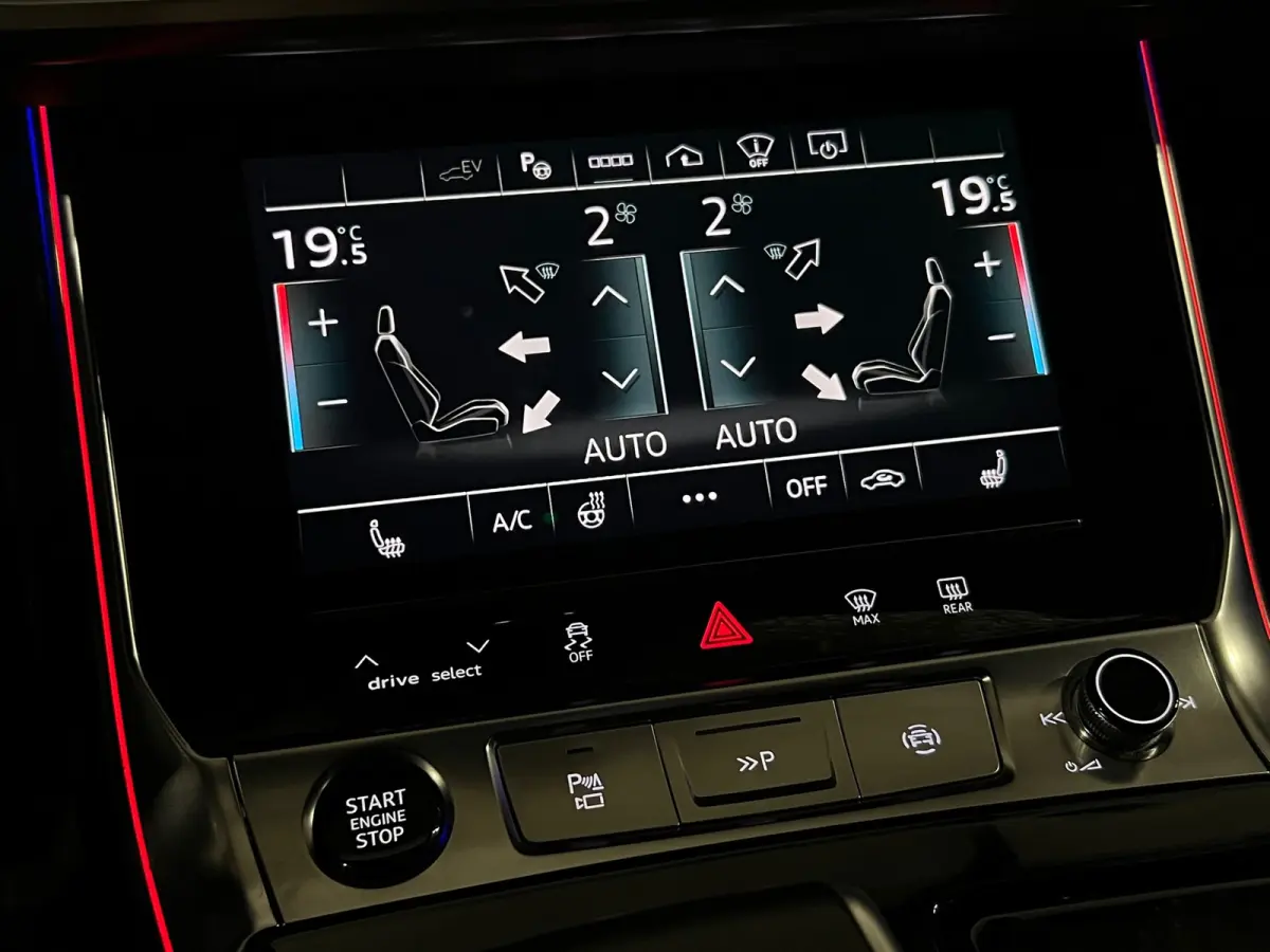 55 TFSI e quattro S line Competition ACC Pano RS Seats 360 Sfeer Trekhaak