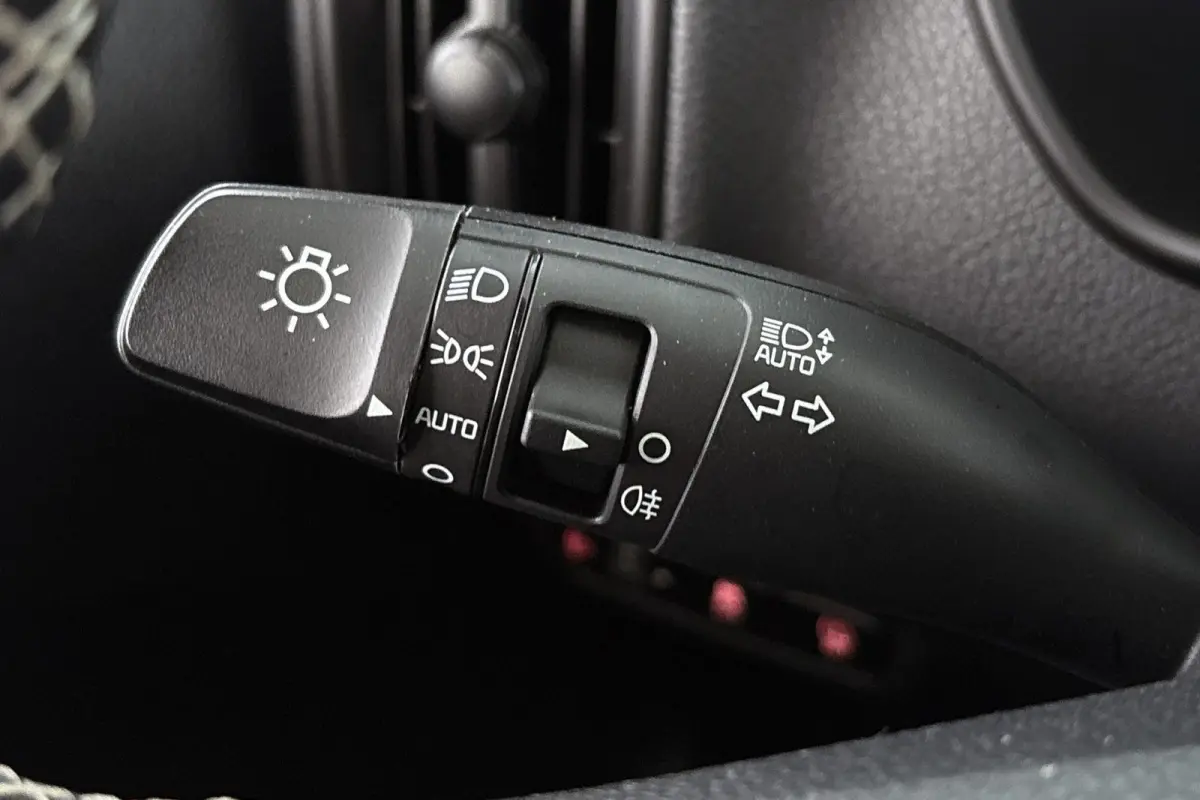1.0 DPI DynamicPlusLine Automaat Full-LED Camera Apple CarPlay