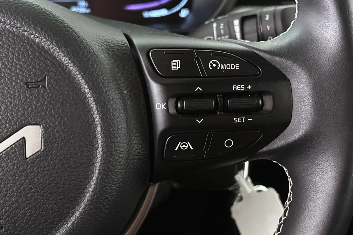 1.0 DPI DynamicPlusLine Automaat Full-LED Camera Apple CarPlay