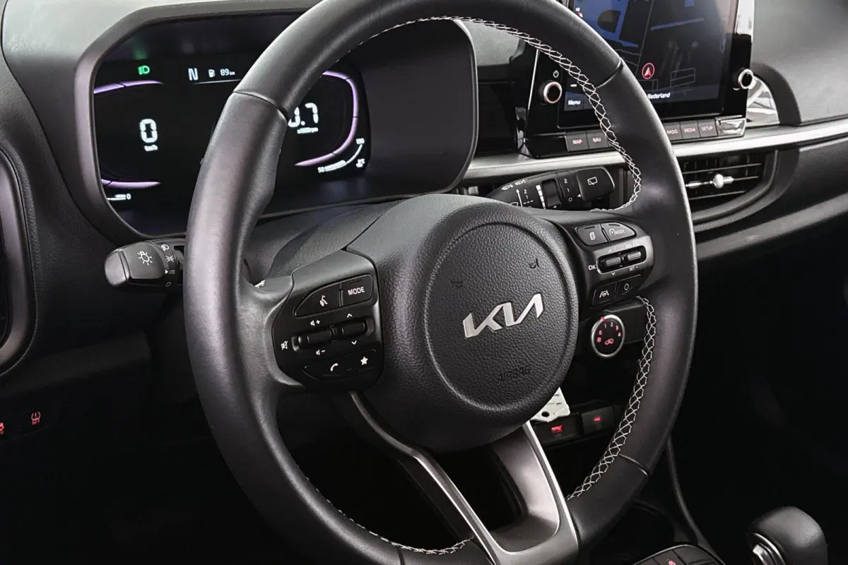 1.0 DPI DynamicPlusLine Automaat Full-LED Camera Apple CarPlay