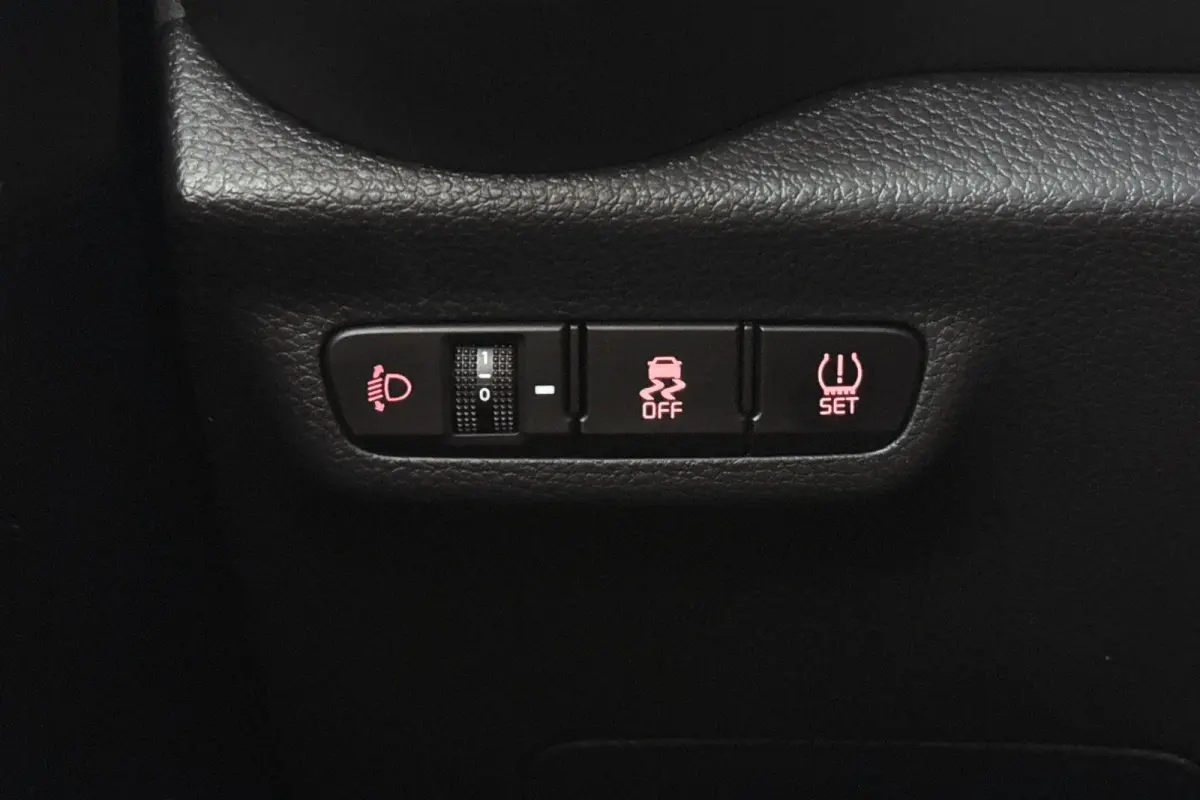 1.0 DPI DynamicPlusLine Automaat Full-LED Camera Apple CarPlay
