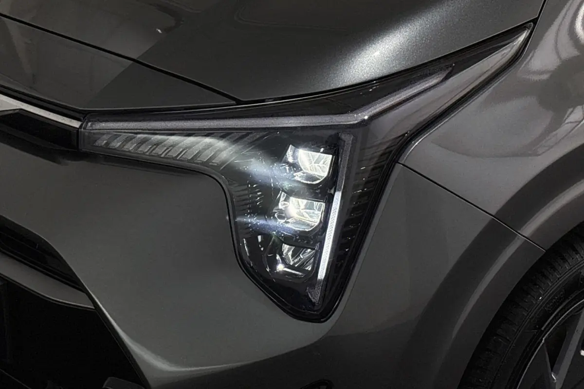 1.0 DPI DynamicPlusLine Automaat Full-LED Camera Apple CarPlay