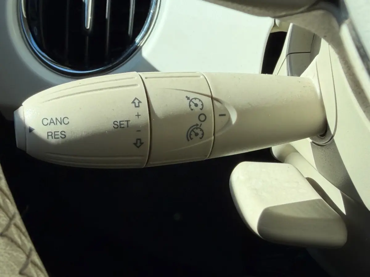 0.9 TwinAir Turbo Collezione NAV NL AUTO