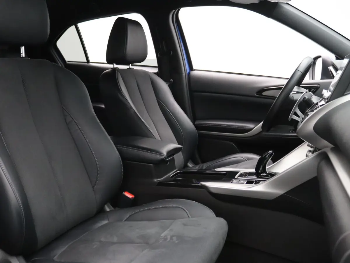 PHEV Intense+ 187pk Camera | Cruise | Navi | Parkeersens. v+a | Stoelverw.