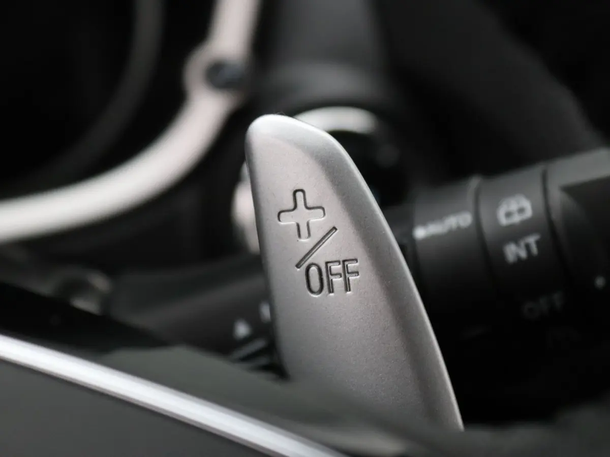 PHEV Intense+ 187pk Camera | Cruise | Navi | Parkeersens. v+a | Stoelverw.