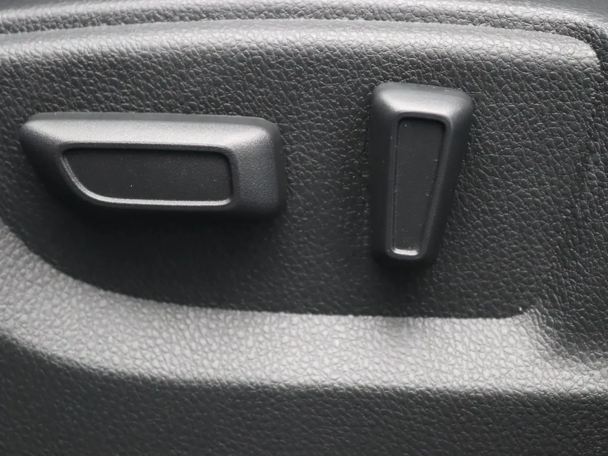 PHEV Intense+ 187pk Camera | Cruise | Navi | Parkeersens. v+a | Stoelverw.