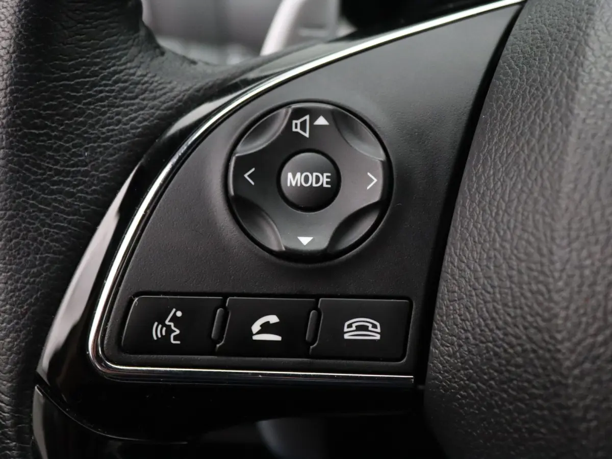 PHEV Intense+ 187pk Camera | Cruise | Navi | Parkeersens. v+a | Stoelverw.