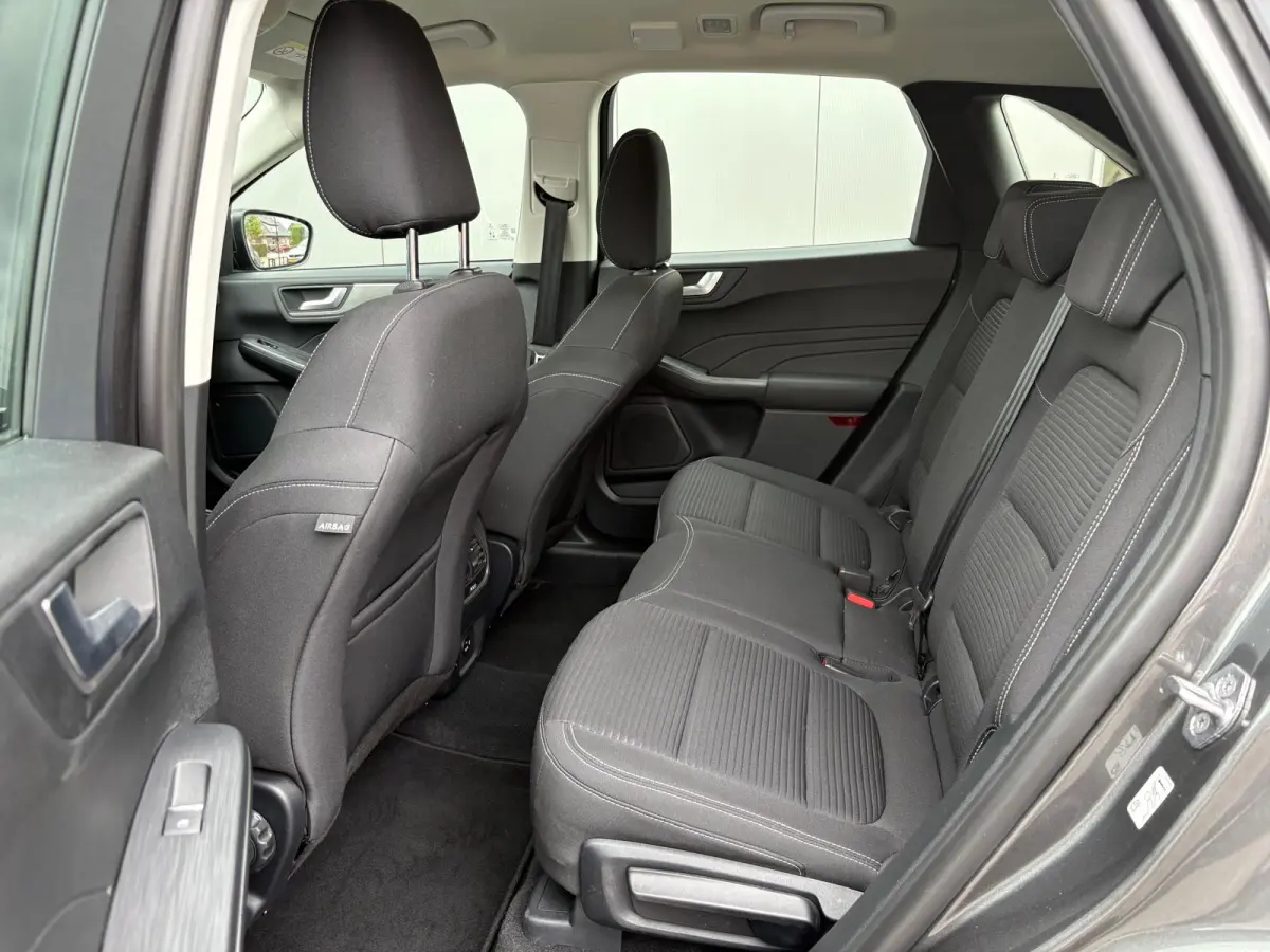 2.5 PHEV Titanium Elektr.-trekhaak/Navigatie/Camera/Carplay-Android-auto