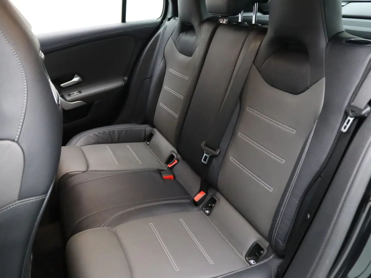 200 AMG Line 165pk Automaat Camera | Cruise | Climate | Navi | Parkeersens. v+a