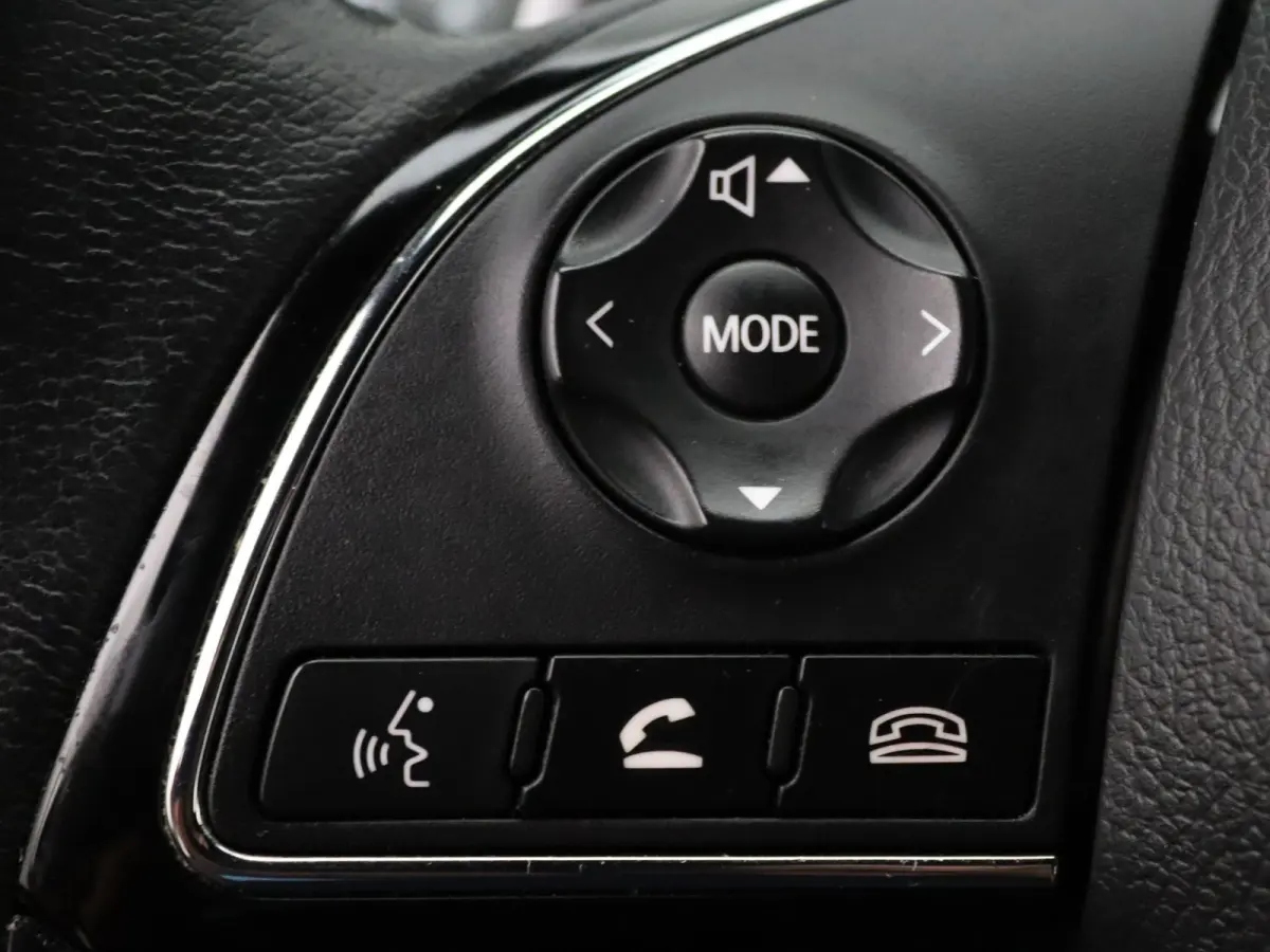 185pk PHEV Intense+ Automaat Camera | Cruise | Navi | Parkeersens. v+a | Stoelverw.