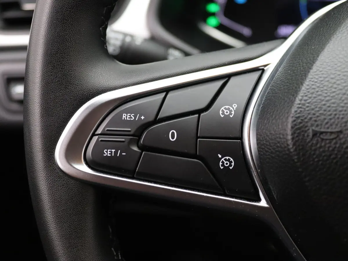 145pk E-Tech full hybrid evolution Automaat Cruise | Climate | Navi | Parkeersens.