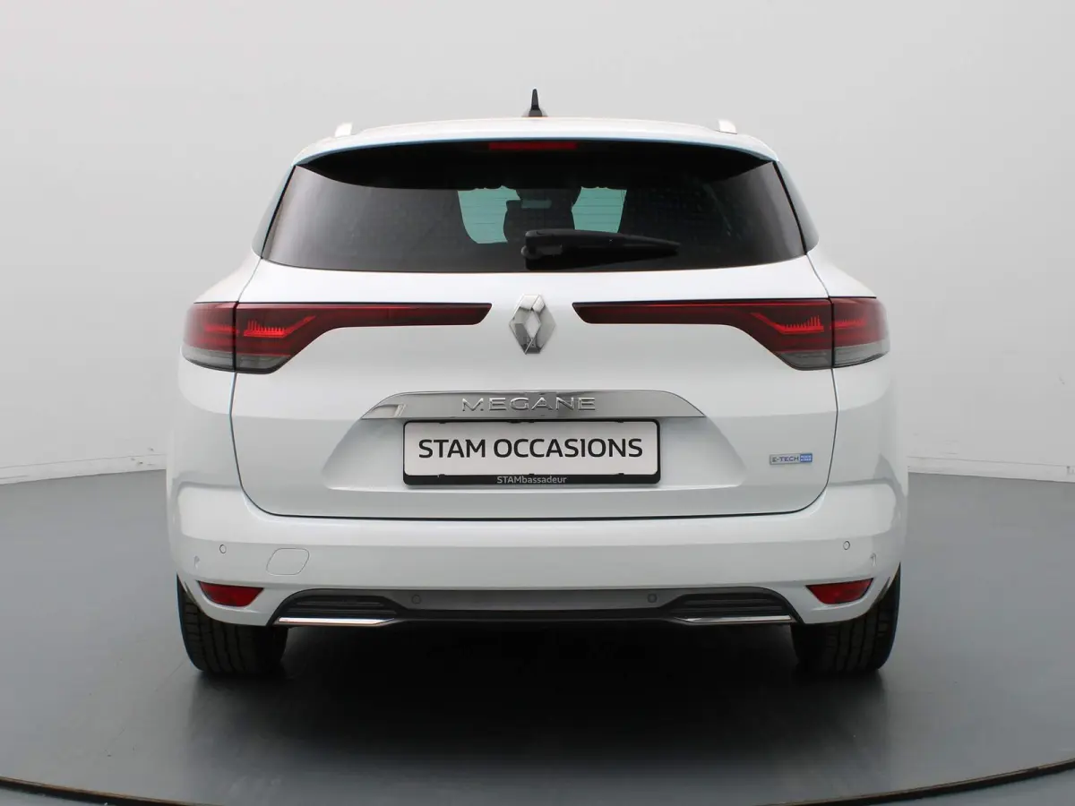 Estate Plug-In Hybrid 160pk R.S. Line Head-Up | Camera | Adapt. Cruise | Parkeersens. v+a | Stoelverw.