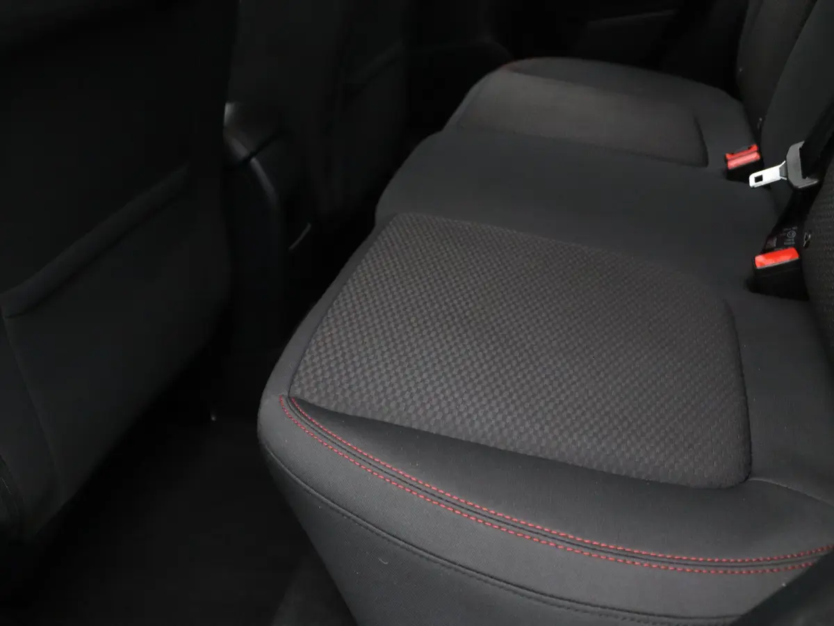 EcoBoost ST-Line 95pk Cruise | Climate | Carplay | Parkeersens. achter