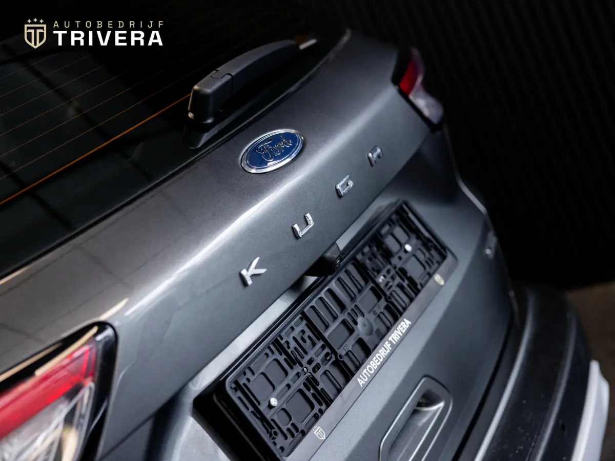 2.5 PHEV Titanium l SoH 96% l CAM 360° l CARPLAY l NAV l 1ste eig.l Keyless entry l Dealer Onderh.l Virtual cockpit