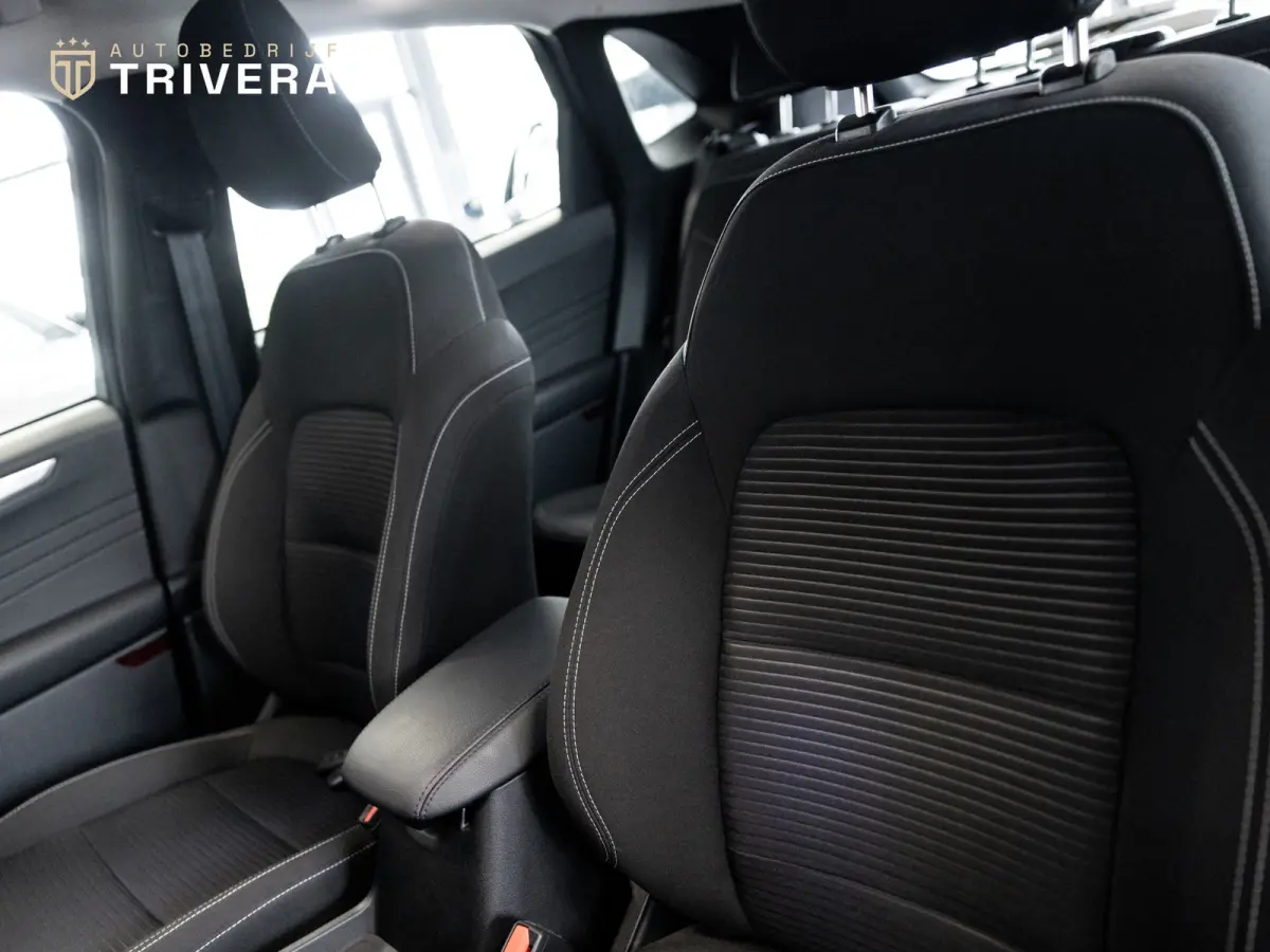 2.5 PHEV Titanium l SoH 96% l CAM 360° l CARPLAY l NAV l 1ste eig.l Keyless entry l Dealer Onderh.l Virtual cockpit