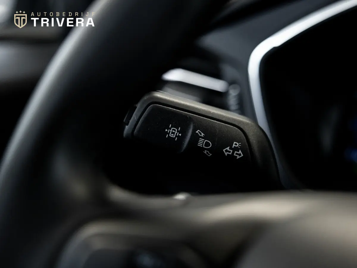 2.5 PHEV Titanium l SoH 96% l CAM 360° l CARPLAY l NAV l 1ste eig.l Keyless entry l Dealer Onderh.l Virtual cockpit