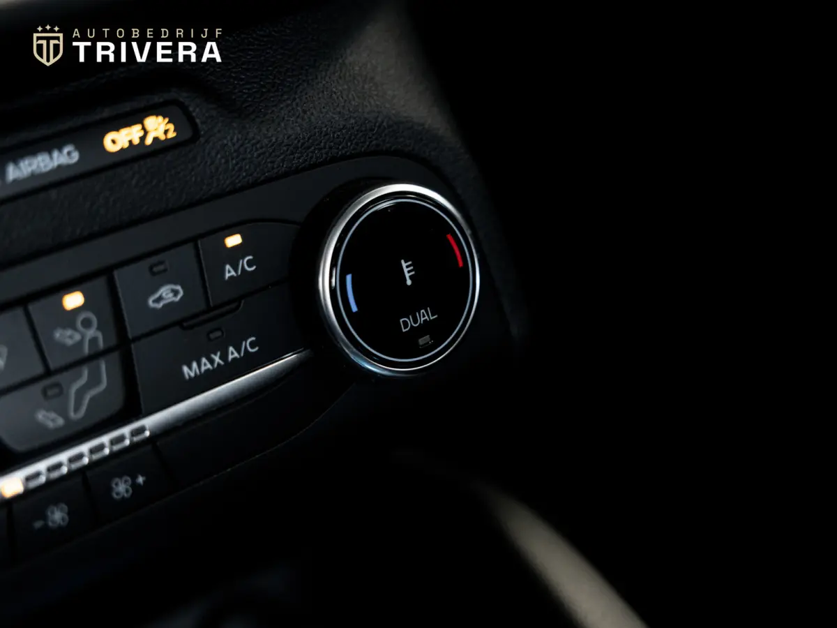 2.5 PHEV Titanium l SoH 96% l CAM 360° l CARPLAY l NAV l 1ste eig.l Keyless entry l Dealer Onderh.l Virtual cockpit