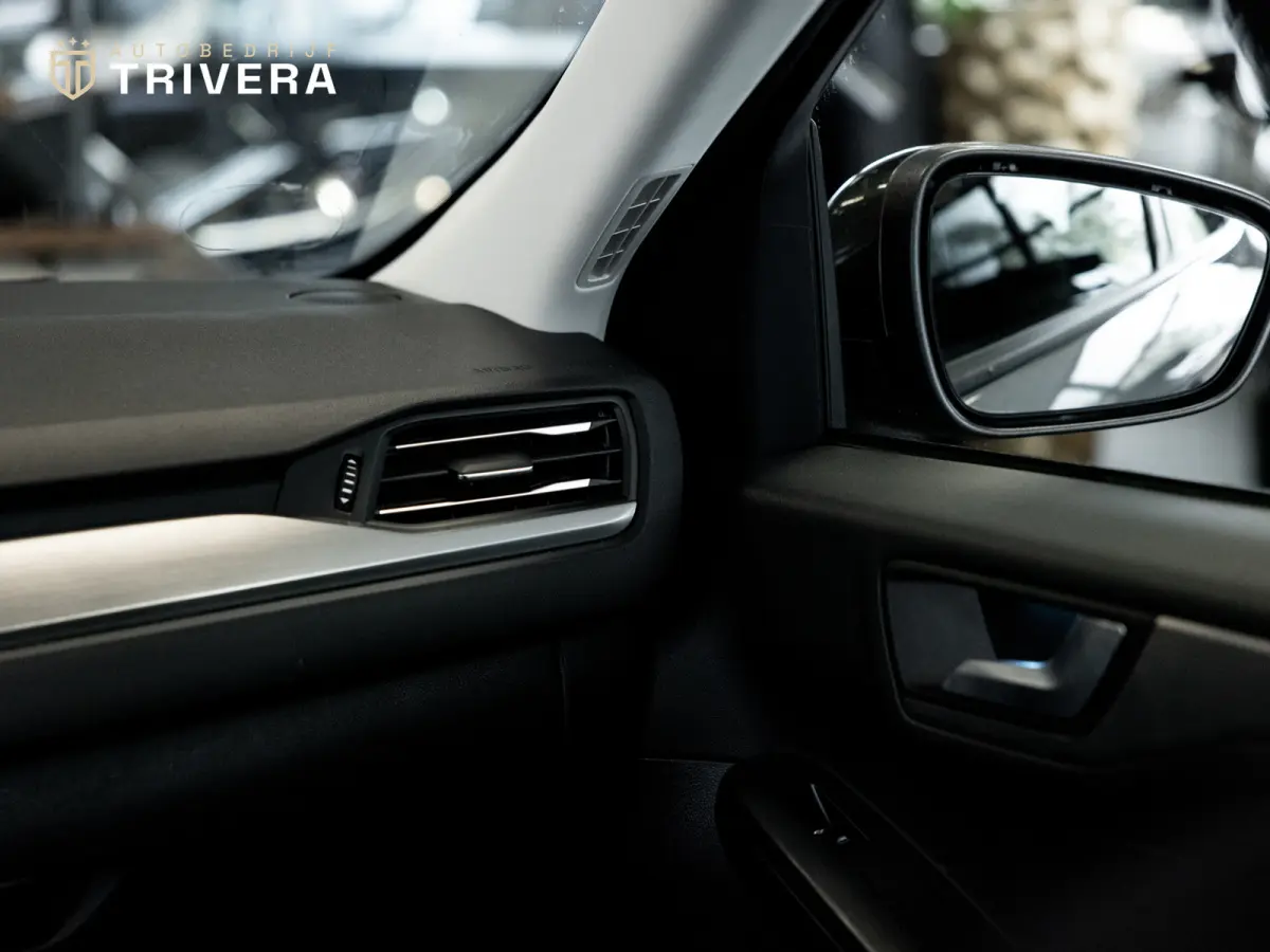 2.5 PHEV Titanium l SoH 96% l CAM 360° l CARPLAY l NAV l 1ste eig.l Keyless entry l Dealer Onderh.l Virtual cockpit