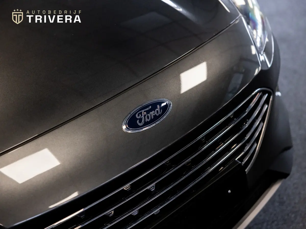 2.5 PHEV Titanium l SoH 96% l CAM 360° l CARPLAY l NAV l 1ste eig.l Keyless entry l Dealer Onderh.l Virtual cockpit