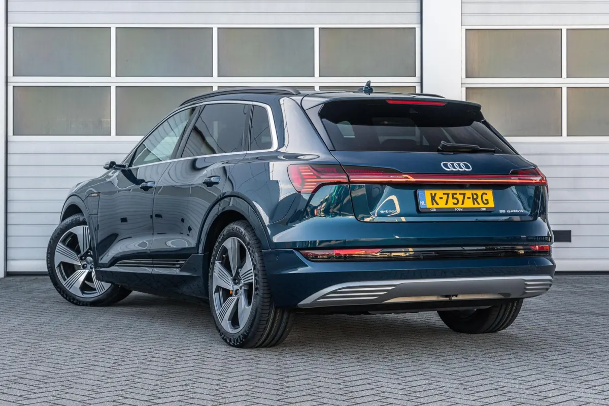 55 408pk quattro Advanced Plus 95 kWh | Trekhaak | Panoramadak | 360° Camera | HUD | B&O Audio