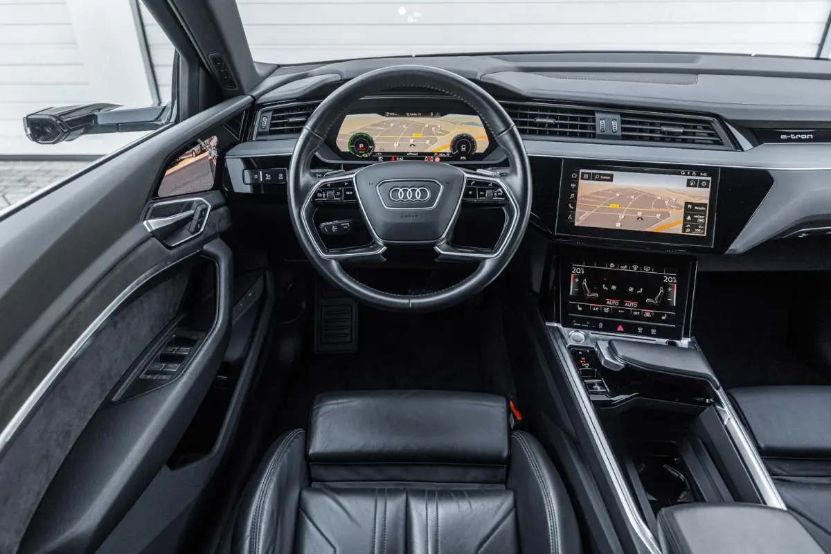 55 408pk quattro Advanced Plus 95 kWh | Trekhaak | Panoramadak | 360° Camera | HUD | B&O Audio