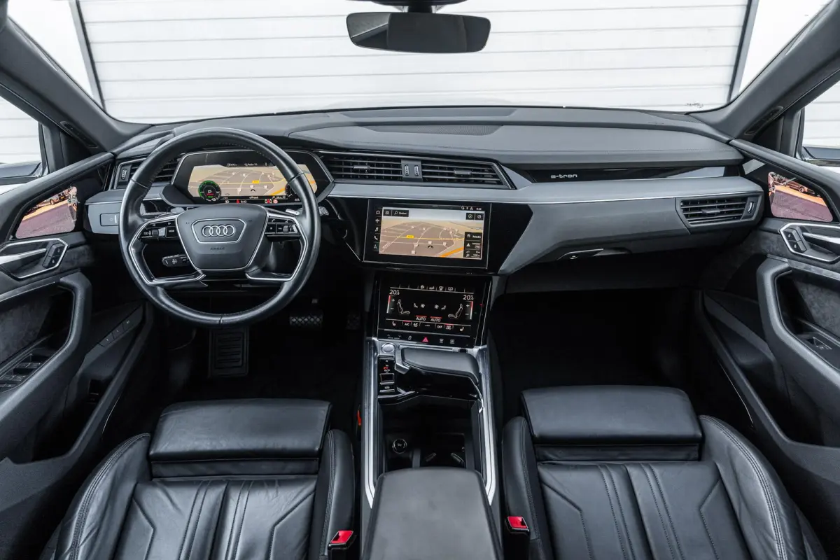 55 408pk quattro Advanced Plus 95 kWh | Trekhaak | Panoramadak | 360° Camera | HUD | B&O Audio