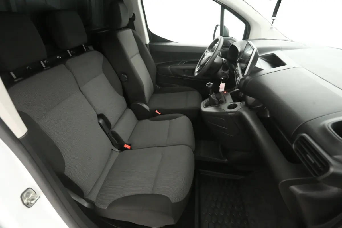 1.5D | 3 Zits | Airco | Camera | Cruise | Carplay | Parkeersens.