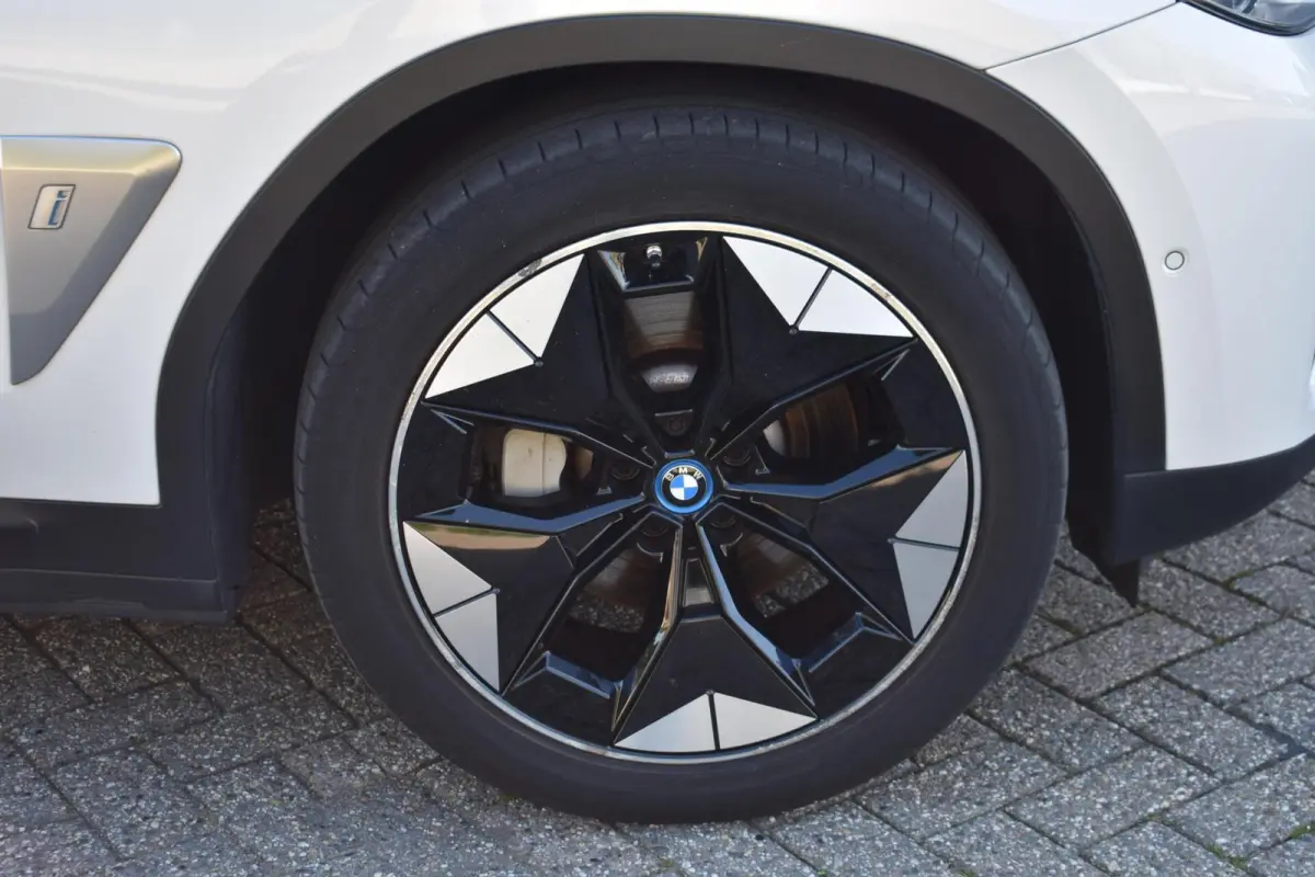 High Executive 80 kWh | Pano | Head UP | H&K | 360 Camera |