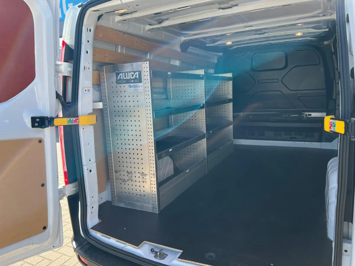 300 2.0 TDCI L2H1 Trend > Inrichting/Parkeersensoren voor en achter