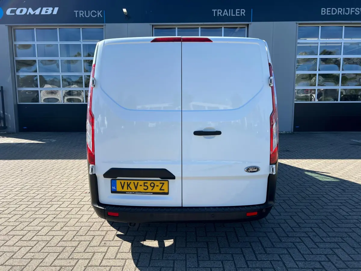300 2.0 TDCI L2H1 Trend > Inrichting/Parkeersensoren voor en achter