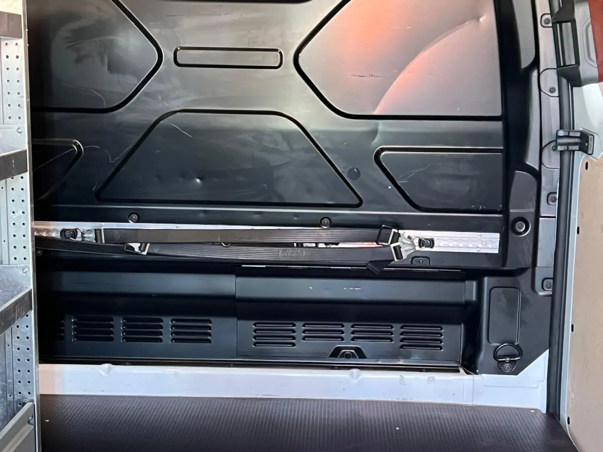 300 2.0 TDCI L2H1 Trend > Inrichting/Parkeersensoren voor en achter