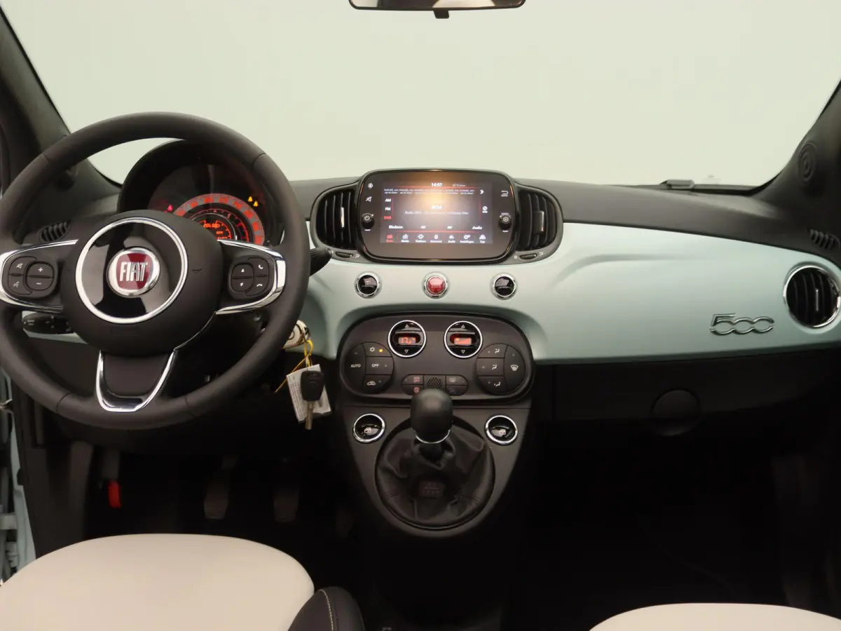 1.0 Hybrid Dolcevita | Cliimate control | Parkeersensoren | 16" Lichtmetalen velgen | Apple Carplay/Android Auto
