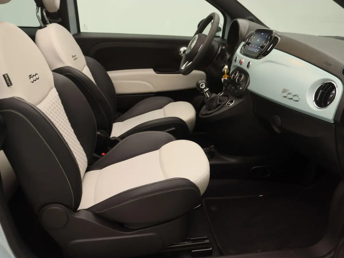 1.0 Hybrid Dolcevita | Cliimate control | Parkeersensoren | 16" Lichtmetalen velgen | Apple Carplay/Android Auto