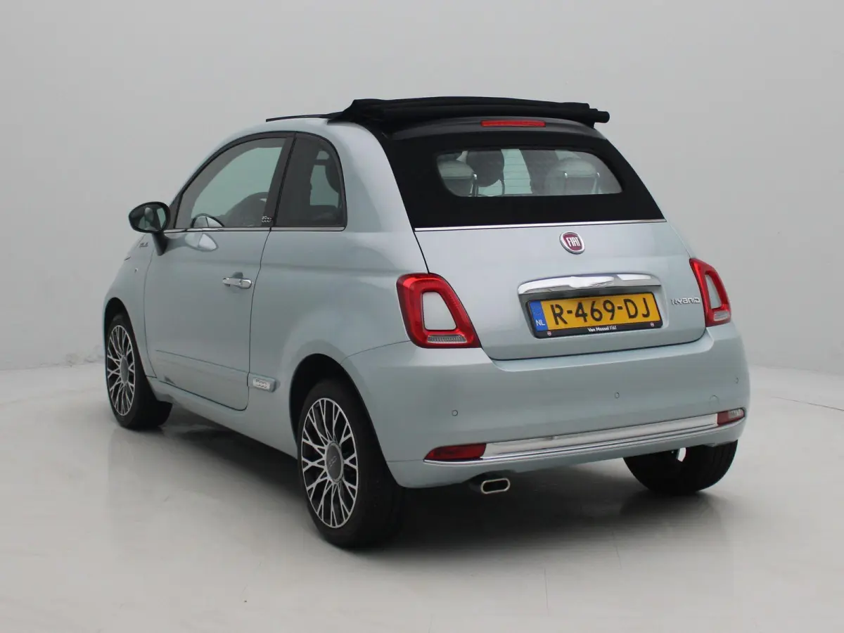 1.0 Hybrid Dolcevita | Cliimate control | Parkeersensoren | 16" Lichtmetalen velgen | Apple Carplay/Android Auto