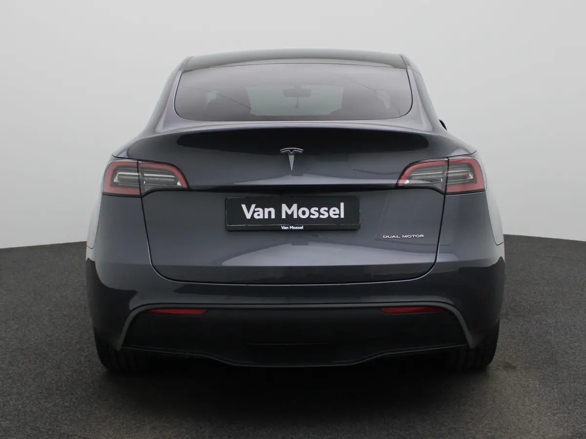 Long Range AWD 75 kWh | PANORAMADAK | APPLE CARPLAY | ANDROID AUTO | ACHTERUITRIJCAMERA | PARKEERSENSOREN | ELEKTRISCHE STOELEN | NAVGATIE | LED VERLICHTING | LICHTMETALEN VELGEN |